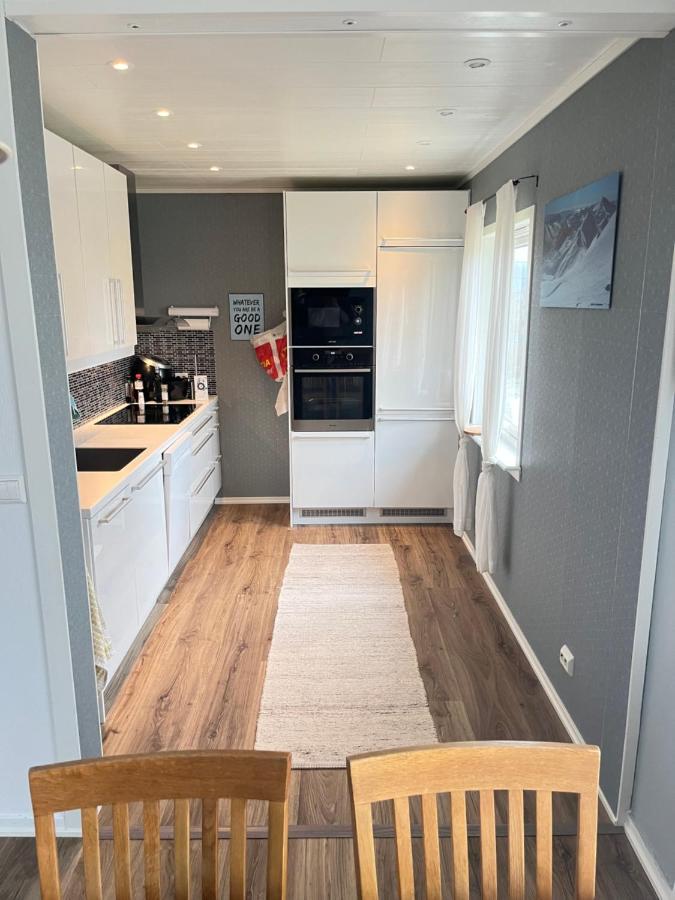 Ferienwohnung Hus Sentralt I Lofoten Leknes Exterior foto
