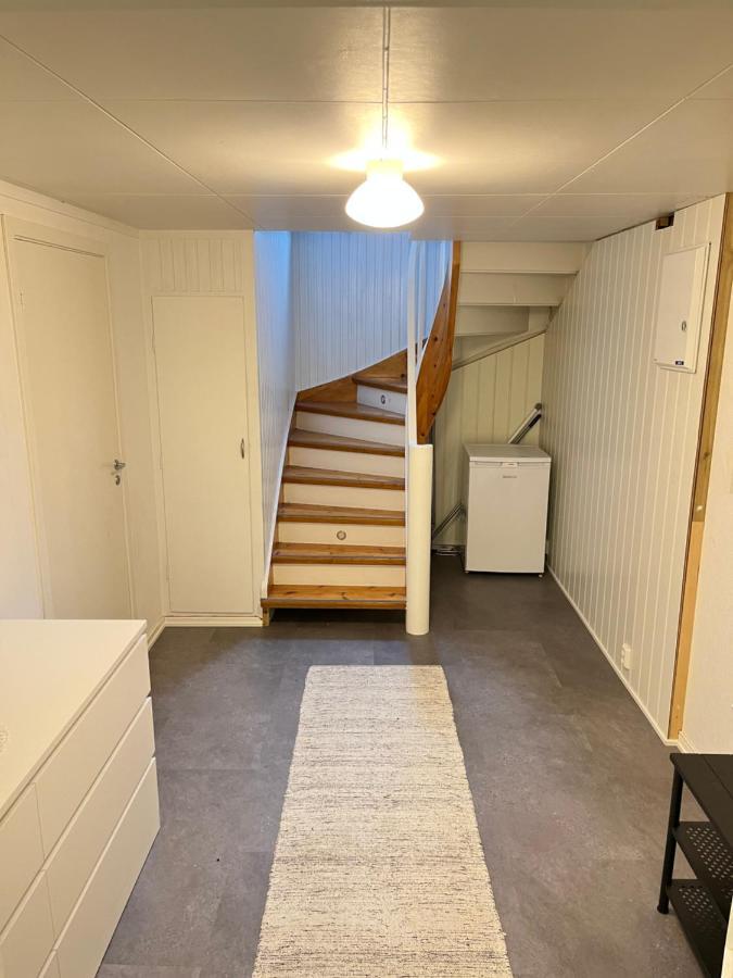 Ferienwohnung Hus Sentralt I Lofoten Leknes Exterior foto